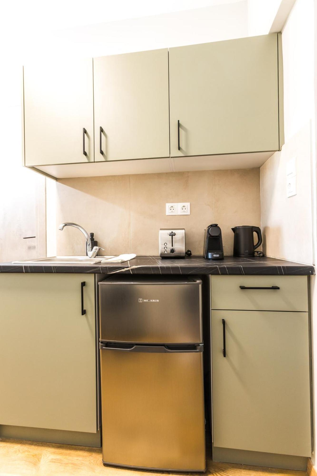 Raise Area 41 Apartment เอเธนส์ ภายนอก รูปภาพ